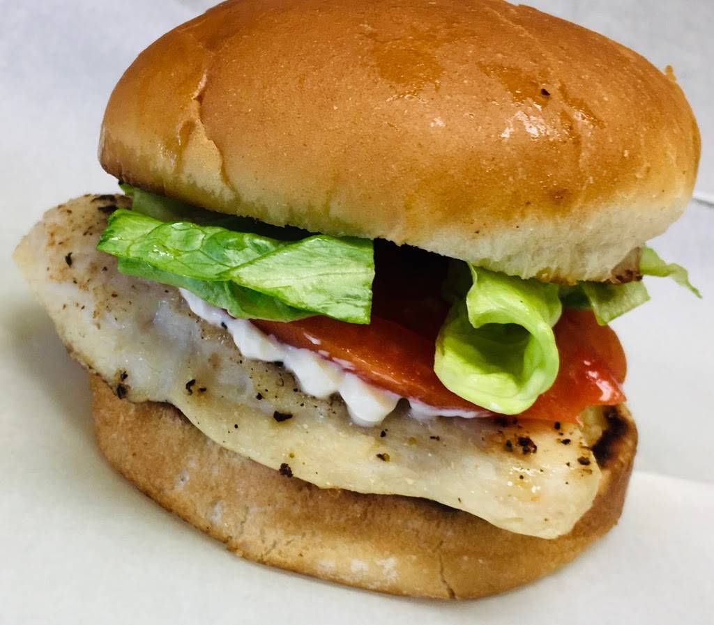 Shaffers Drive In | restaurant | 1226 W Main St, Milton, WV 25541, USA | 3047436800 OR +1 304-743-6800