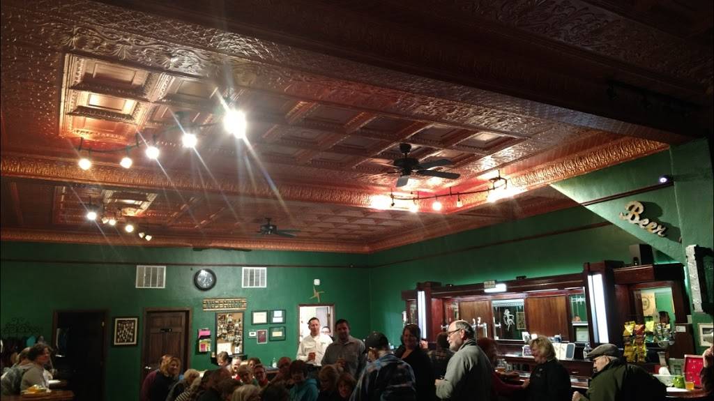 Mollys Pint Brewpub | restaurant | 12 N 13th St, Murphysboro, IL 62966, USA | 6189676267 OR +1 618-967-6267
