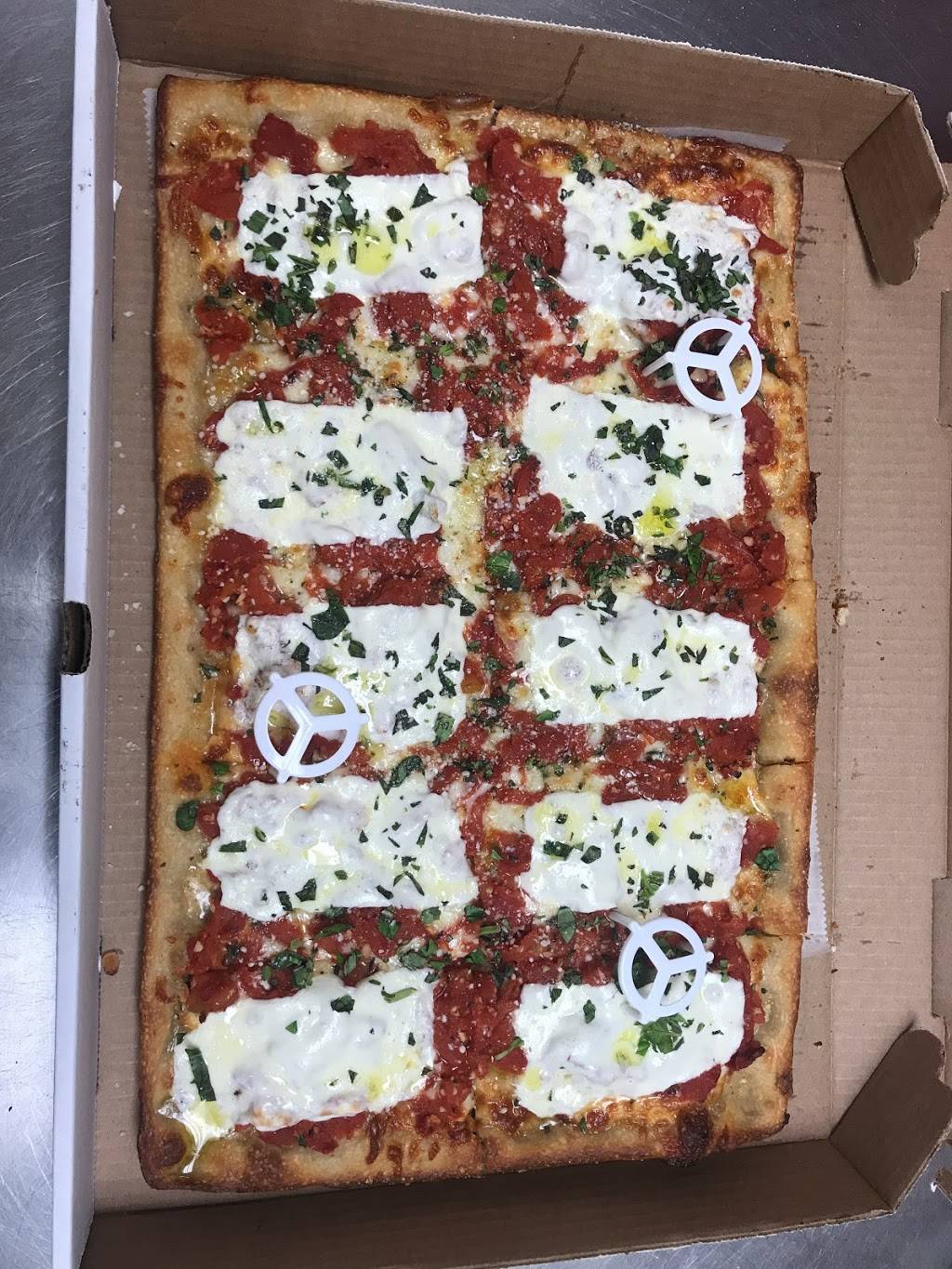 700 DEGREES PIZZERIA | meal delivery | 531 Boston Post Rd, Orange, CT 06477, USA | 2037993400 OR +1 203-799-3400