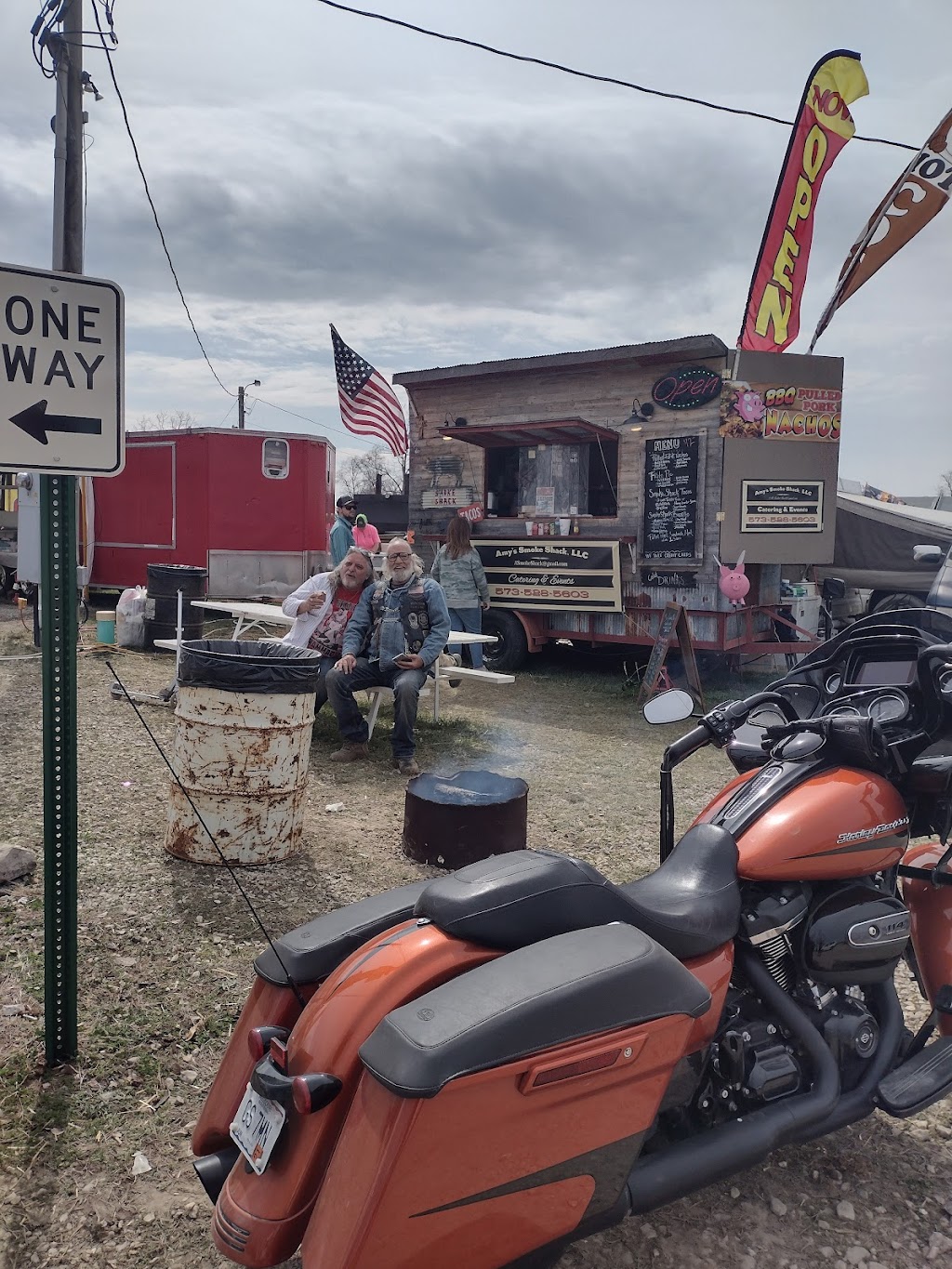 Amys Smoke Shack, LLC | restaurant | 17074 April St, Richland, MO 65556, USA | 5735285603 OR +1 573-528-5603