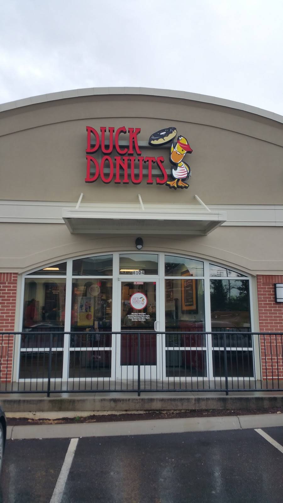 Duck Donuts | bakery | 6104 Kingston Pike, Knoxville, TN 37919, USA | 8652361393 OR +1 865-236-1393
