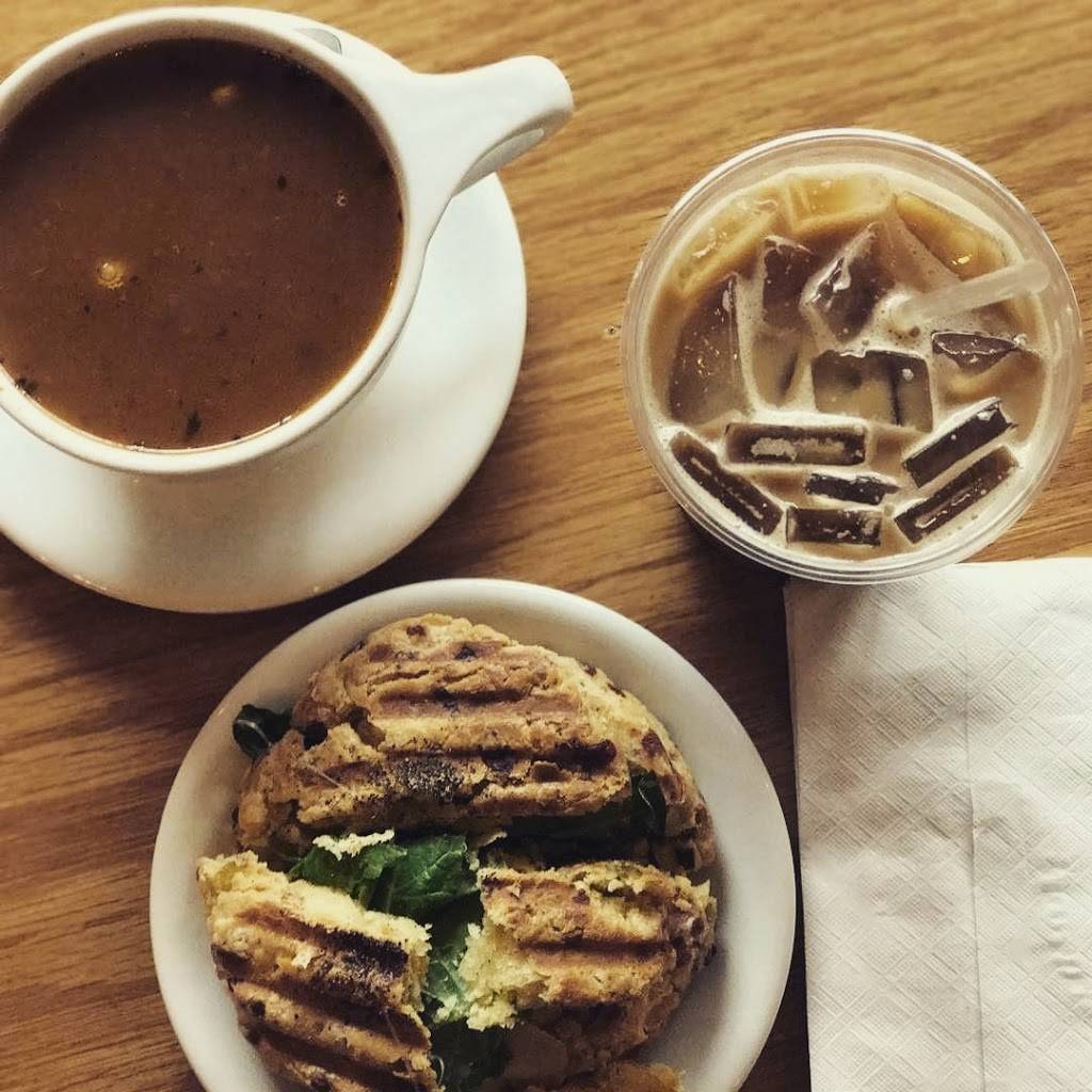 Boogie Down Grind Café | cafe | 868 Hunts Point Ave, The Bronx, NY 10474, USA | 7189868548 OR +1 718-986-8548