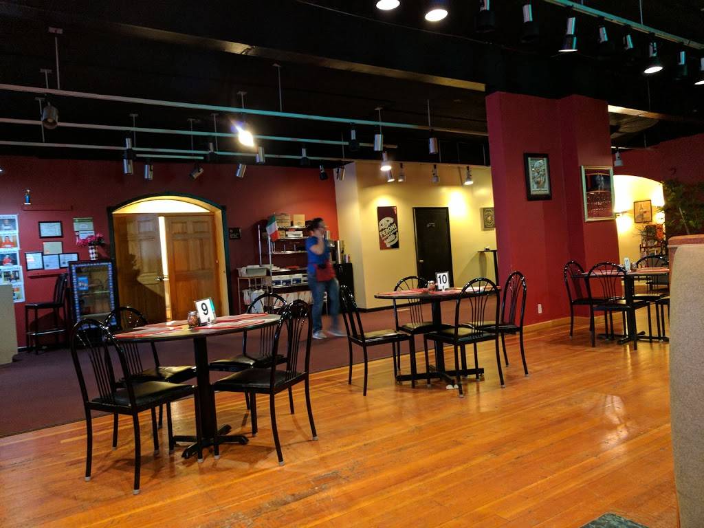 Giannis Pizza & Italian Ristorante | restaurant | Hillsboro, IL 62049, USA | 2175327888 OR +1 217-532-7888