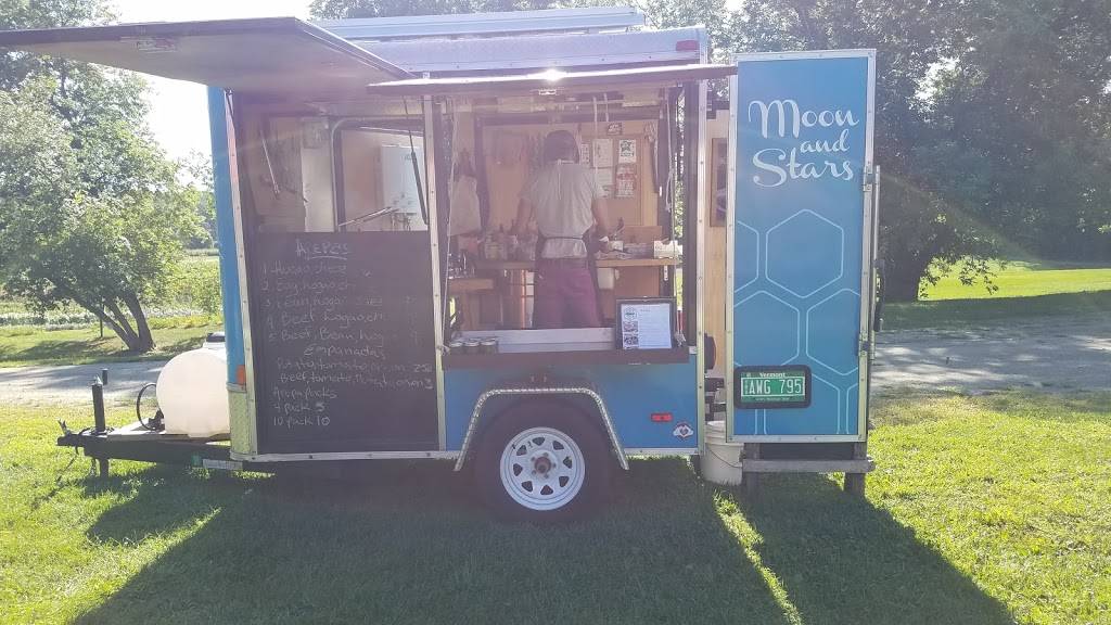 Moon and Stars food cart | 225 Pavillion Rd, East Thetford, VT 05043, USA