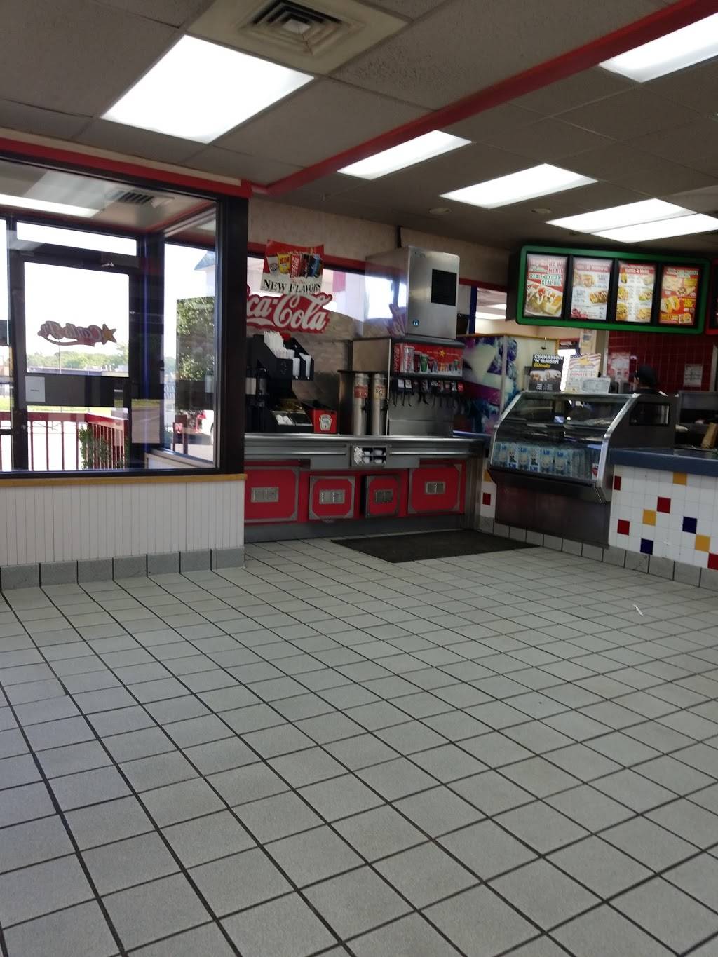 Carl's Jr. - Restaurant | 1010 N Milt Phillips Ave, Seminole, OK 74868, USA