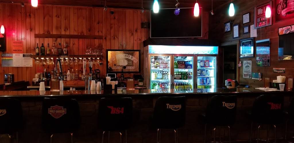 Ela’s Escape | restaurant | 1101 W Pine St, Coal Township, PA 17866, USA | 5704975700 OR +1 570-497-5700