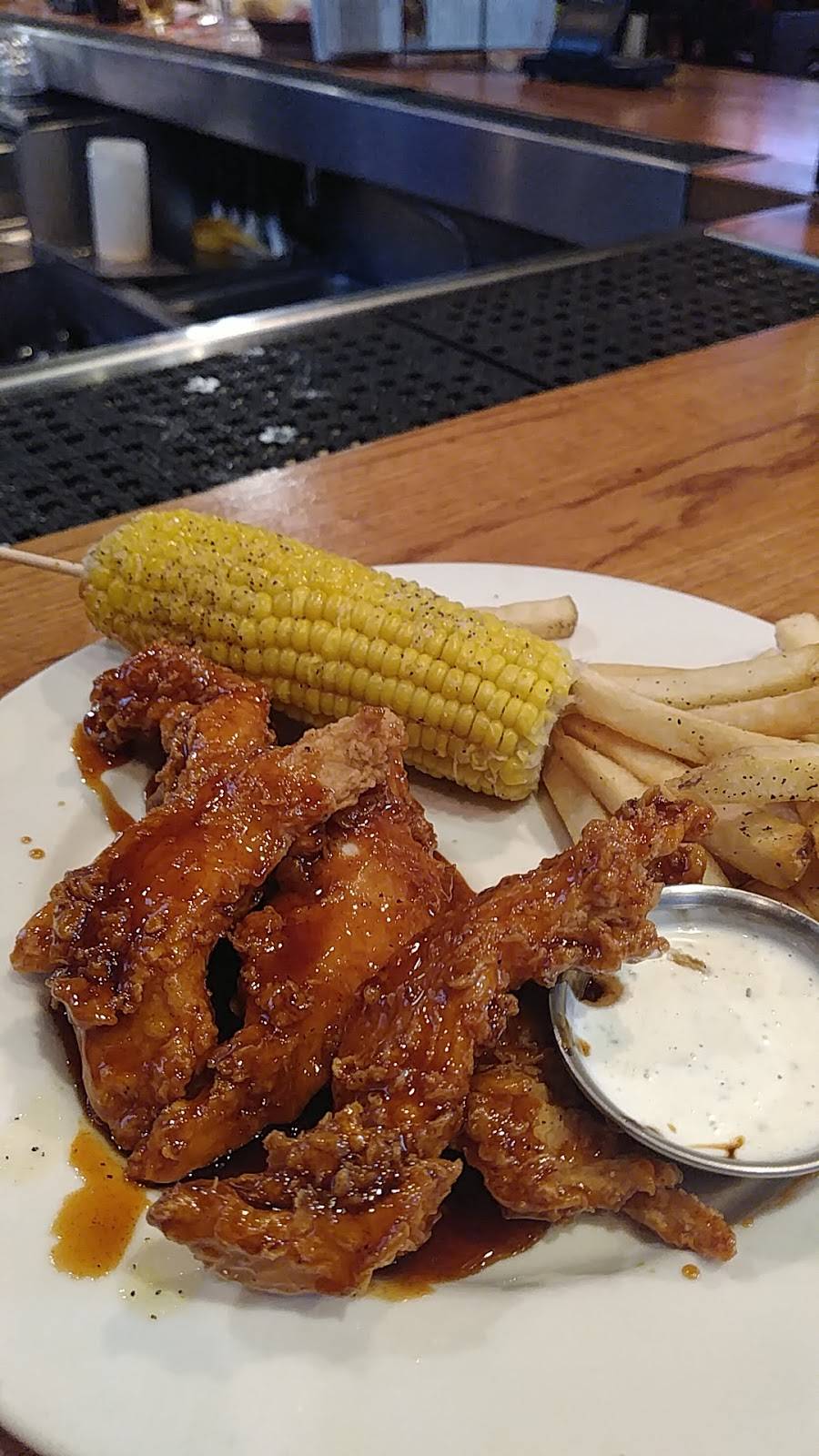 Chilis Grill & Bar | meal takeaway | 6311 N Illinois St, Fairview Heights, IL 62208, USA | 6183989805 OR +1 618-398-9805