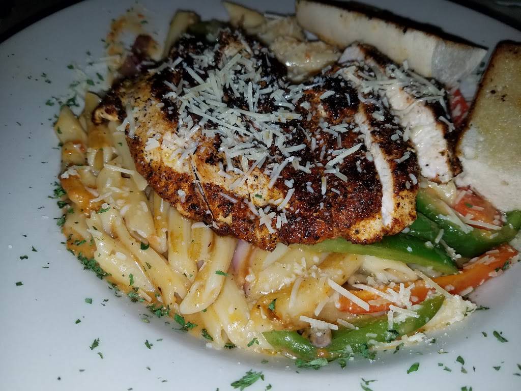 Fish Creek Bar & Grill | restaurant | 4899 Interstate 20 Frontage Rd, Willow Park, TX 76087, USA | 8174411746 OR +1 817-441-1746