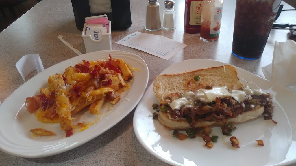 Route 66 Cafe At The Market | restaurant | 301 W Gary Blvd, Clinton, OK 73601, USA | 5804457008 OR +1 580-445-7008