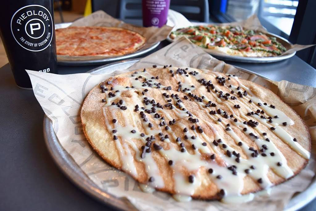 Pieology Pizzeria El Paseo, Fresno, CA | restaurant | 6709 N Riverside Dr Suite 103, Fresno, CA 93722, USA | 5592773201 OR +1 559-277-3201