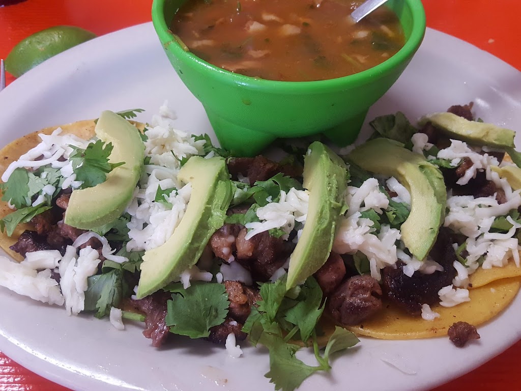 Mi Pueblito Restaurant | restaurant | 490 W Main Ave, Raymondville, TX 78580, USA | 9566893435 OR +1 956-689-3435