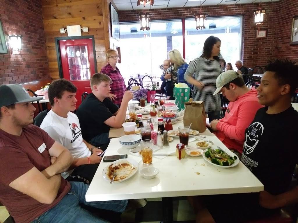 Peking Palace Restaurant | restaurant | 303 S Commercial St #11, Harrisburg, IL 62946, USA | 6182521401 OR +1 618-252-1401
