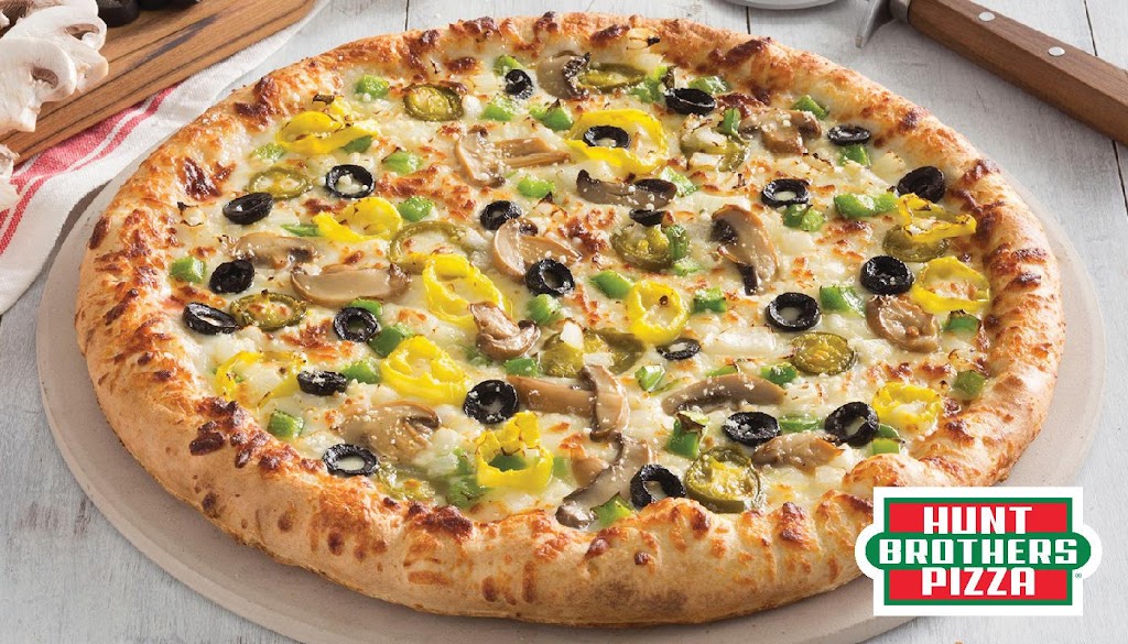 Hunt Brothers Pizza | restaurant | 1001 S Main St, Blackstone, VA 23824, USA | 4342980118 OR +1 434-298-0118
