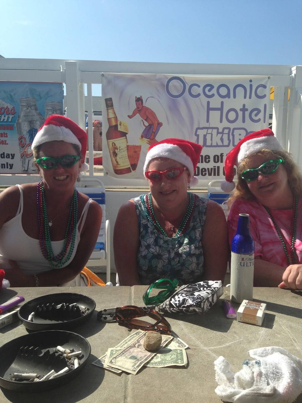 The Tiki Pool Bar | restaurant | 4600 Ocean Ave, Wildwood, NJ 08260, USA | 6095226500 OR +1 609-522-6500