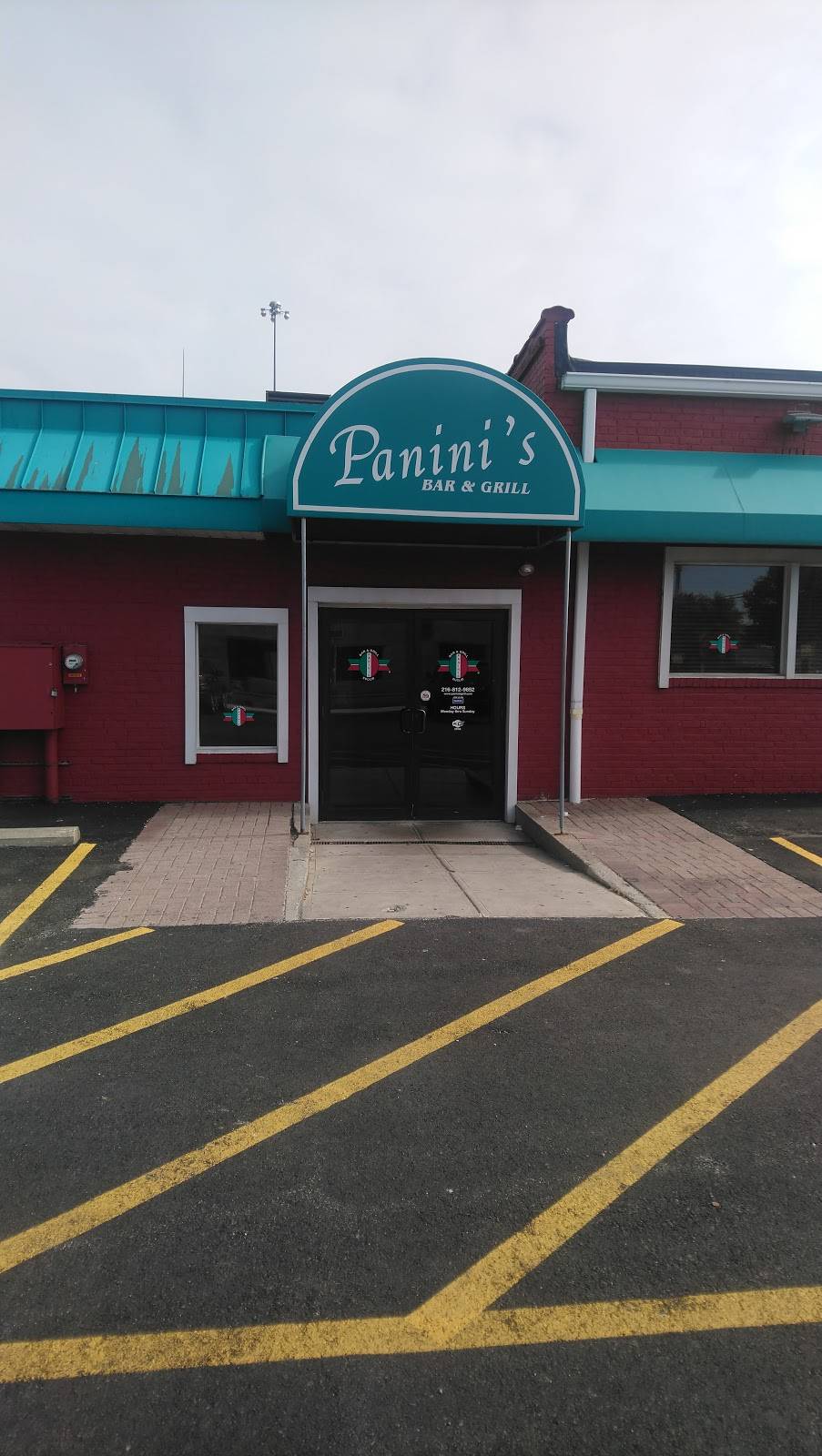Euclid Paninis | restaurant | 937 E 222nd St, Euclid, OH 44123, USA | 2168129852 OR +1 216-812-9852