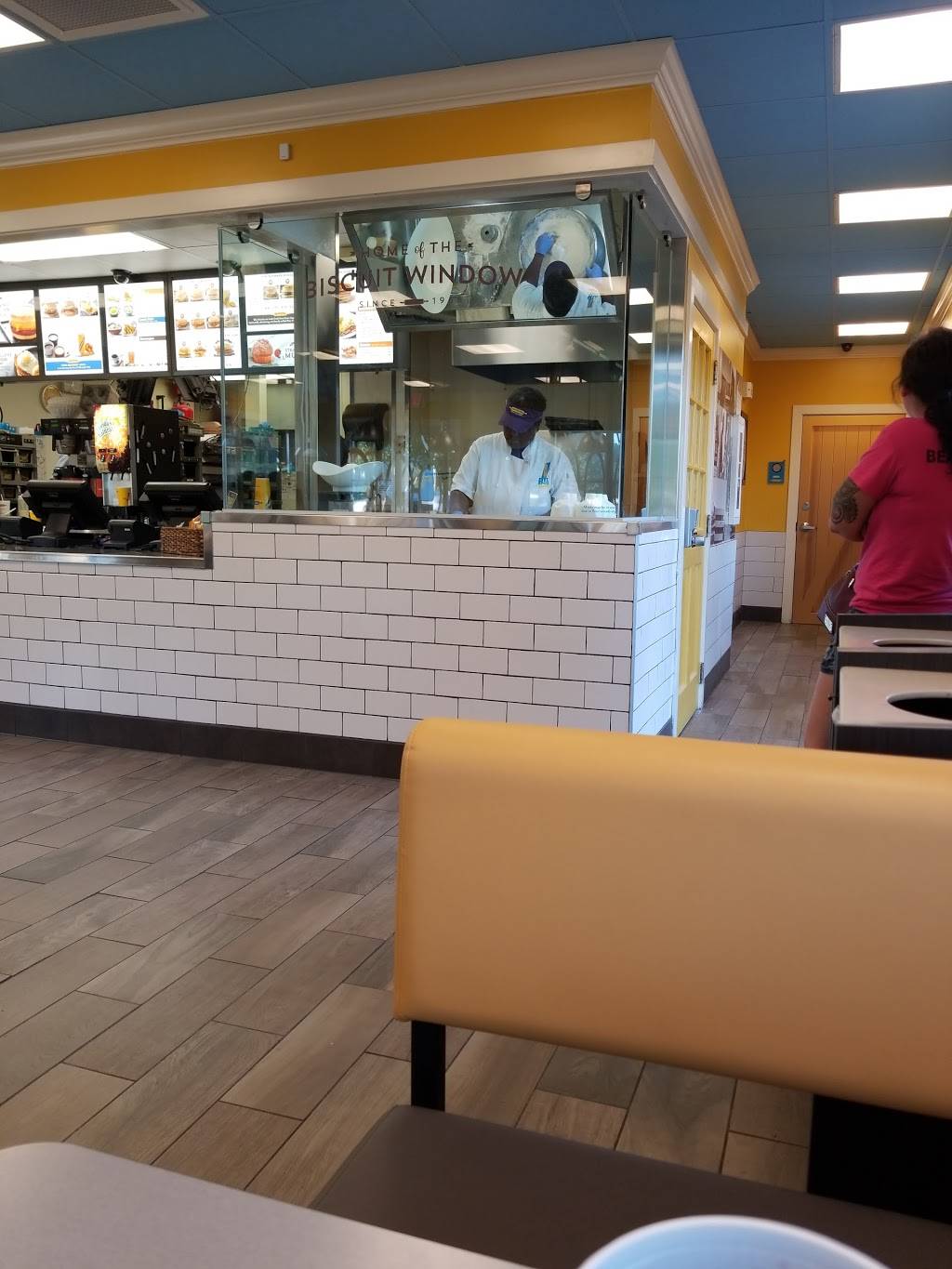 Biscuitville | cafe | 3801 Sutton Way, High Point, NC 27265, USA | 3368123607 OR +1 336-812-3607