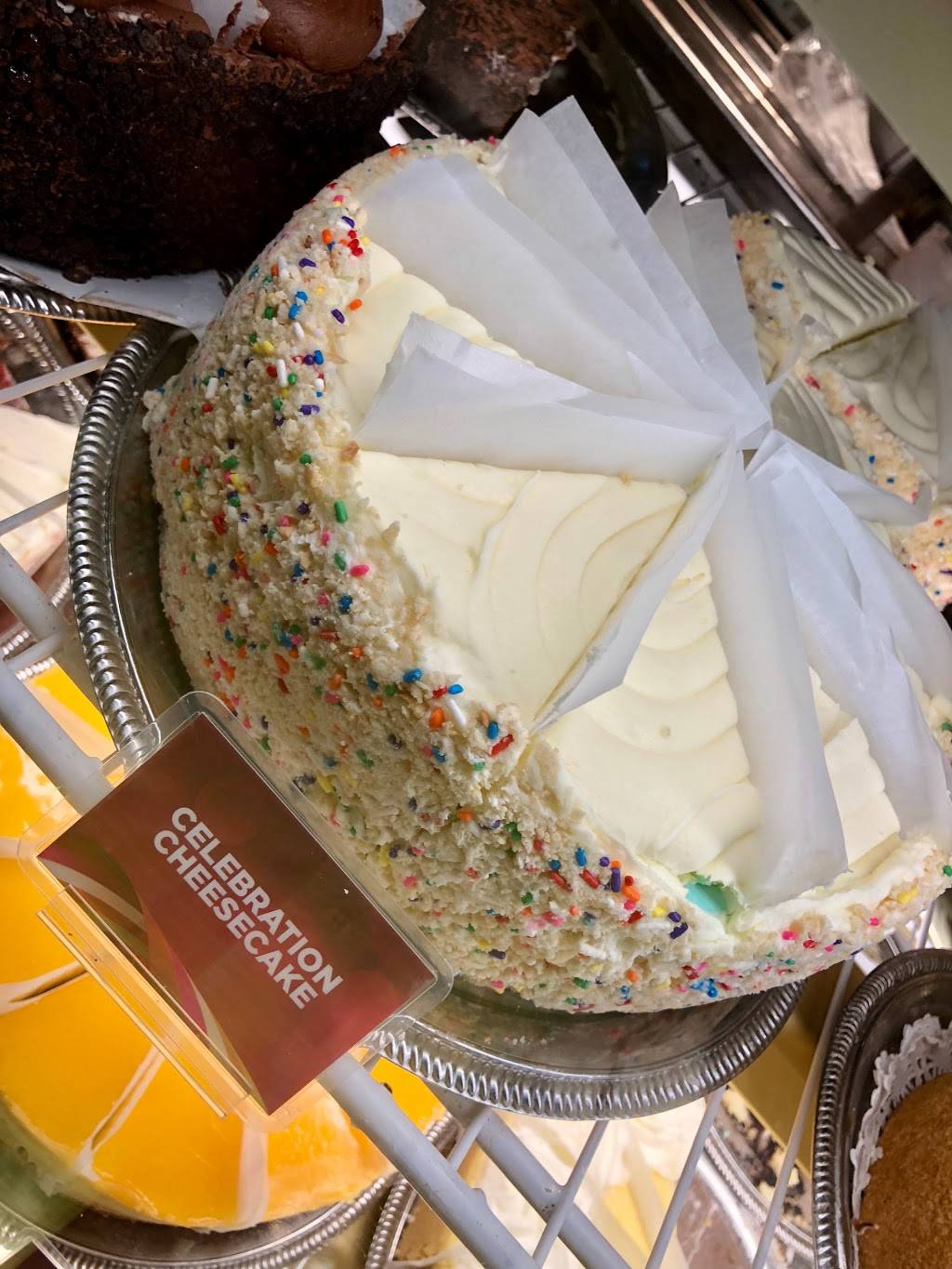 The Cheesecake Factory | restaurant | 236 Summit Blvd, Birmingham, AL 35243, USA | 2052621800 OR +1 205-262-1800