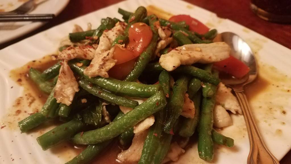 Phnom Penh Restaurant | restaurant | 3912 MacArthur Blvd, Oakland, CA 94619, USA | 5104828989 OR +1 510-482-8989