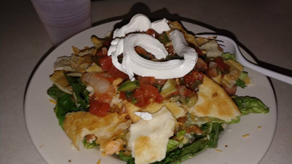 Neumanns Bar | restaurant | 2531 7th Ave E, North St Paul, MN 55109, USA | 6517706020 OR +1 651-770-6020