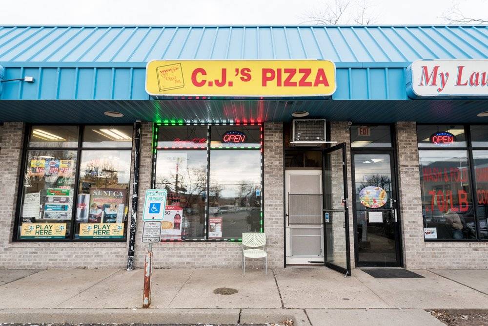 CJs Pizza Box | restaurant | 18 Redneck Ave, Little Ferry, NJ 07643, USA | 2014406007 OR +1 201-440-6007