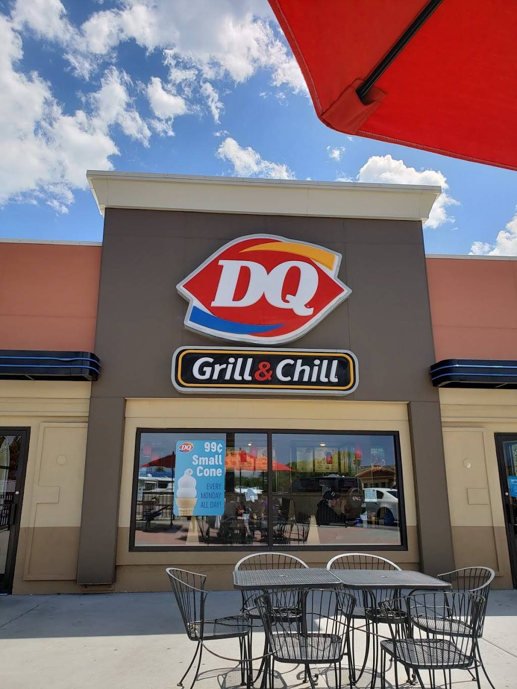Dairy Queen Grill & Chill Restaurant 315 W Fillmore St