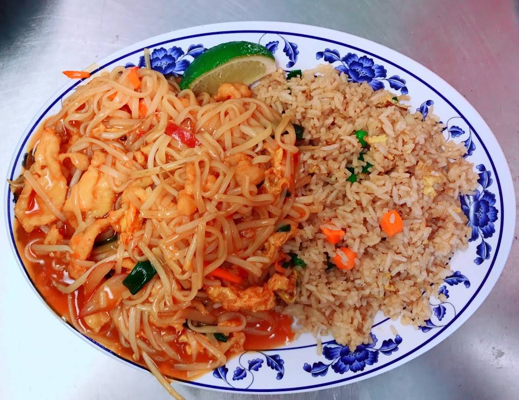 LUCKY CHINA Chinese food 180 S Stephanie St 150, Henderson, NV 89012