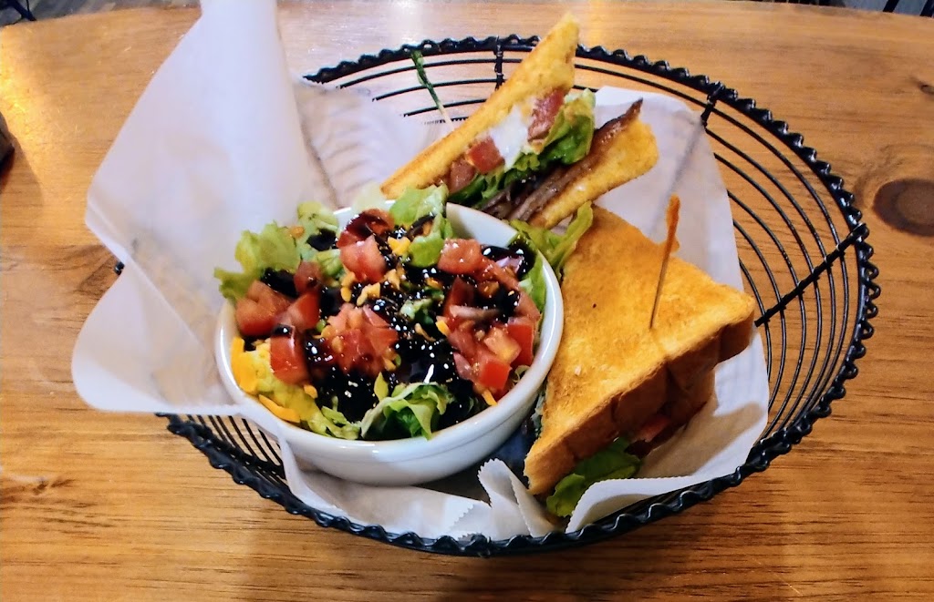 Annies Soda Saloon | restaurant | 1202 Sheridan Ave, Cody, WY 82414, USA | 3075788400 OR +1 307-578-8400