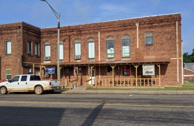 Boston General Store | restaurant | 125 West St, New Boston, TX 75570, USA | 9036280129 OR +1 903-628-0129