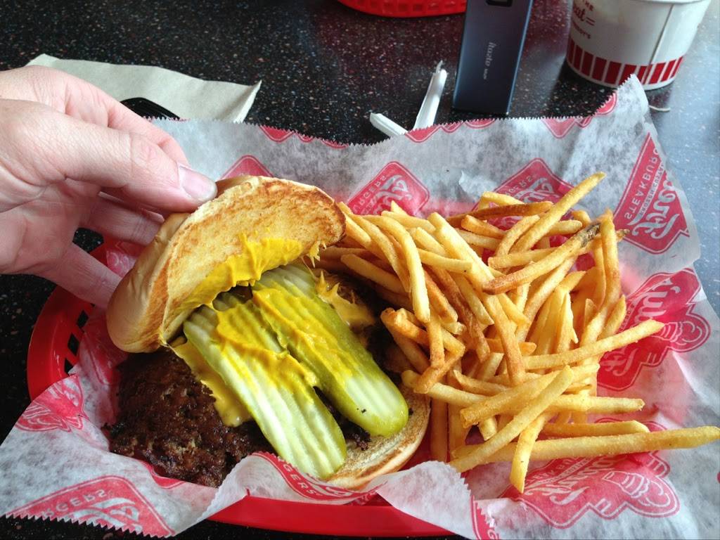 Freddys Frozen Custard & Steakburgers | restaurant | 9000 S Western Ave, Oklahoma City, OK 73139, USA | 4056927979 OR +1 405-692-7979