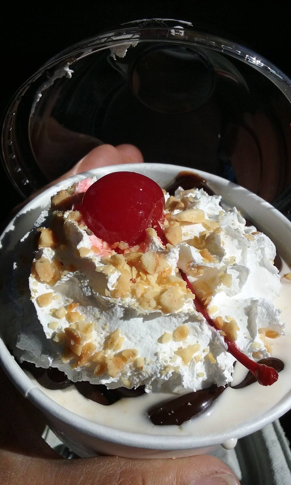 Frosty King | restaurant | 810 W Ave I, Lancaster, CA 93534, USA | 6619458080 OR +1 661-945-8080