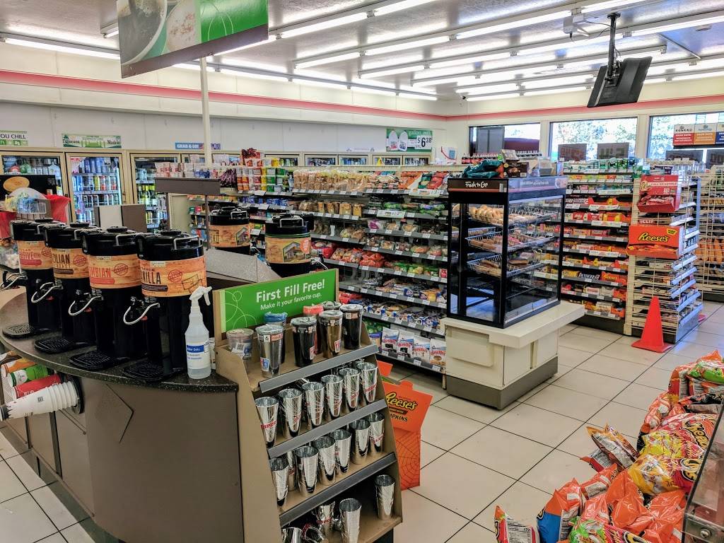 7-Eleven | bakery | 124 Petaluma Blvd S, Petaluma, CA 94952, USA | 7077783448 OR +1 707-778-3448