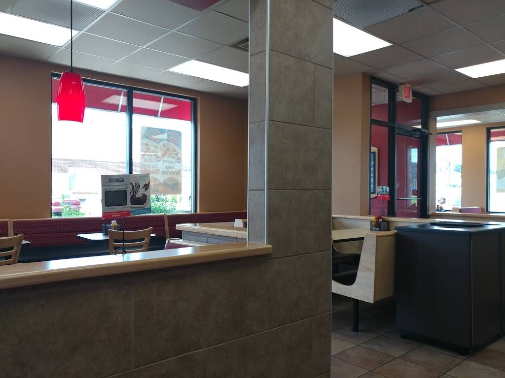 Dairy Queen Grill & Chill Restaurant 661 Taylorsville Rd, Taylorsville, KY 40071, USA
