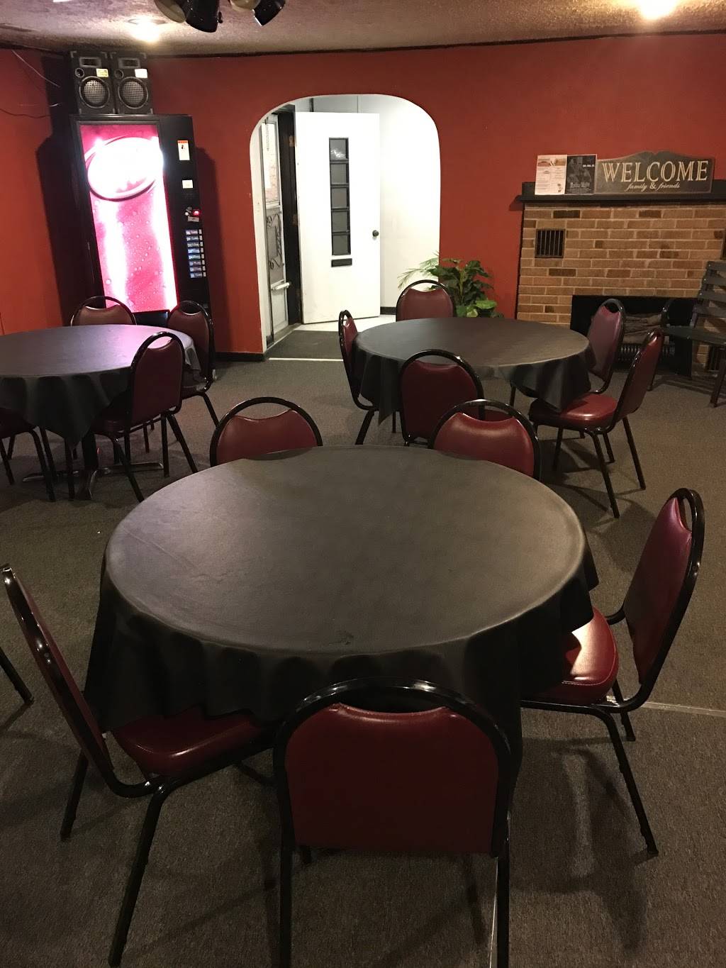 Joes Pizza | restaurant | 511 Oak St, Minonk, IL 61760, USA | 3094322446 OR +1 309-432-2446