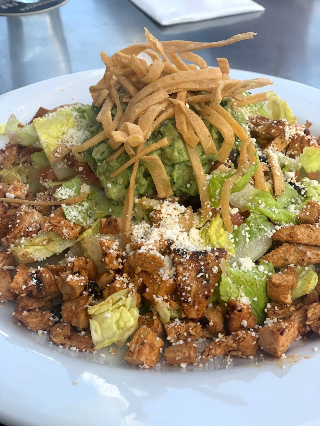 Underdogs Too | restaurant | 3600 Taraval, San Francisco, CA 94116, USA | 4157598112 OR +1 415-759-8112