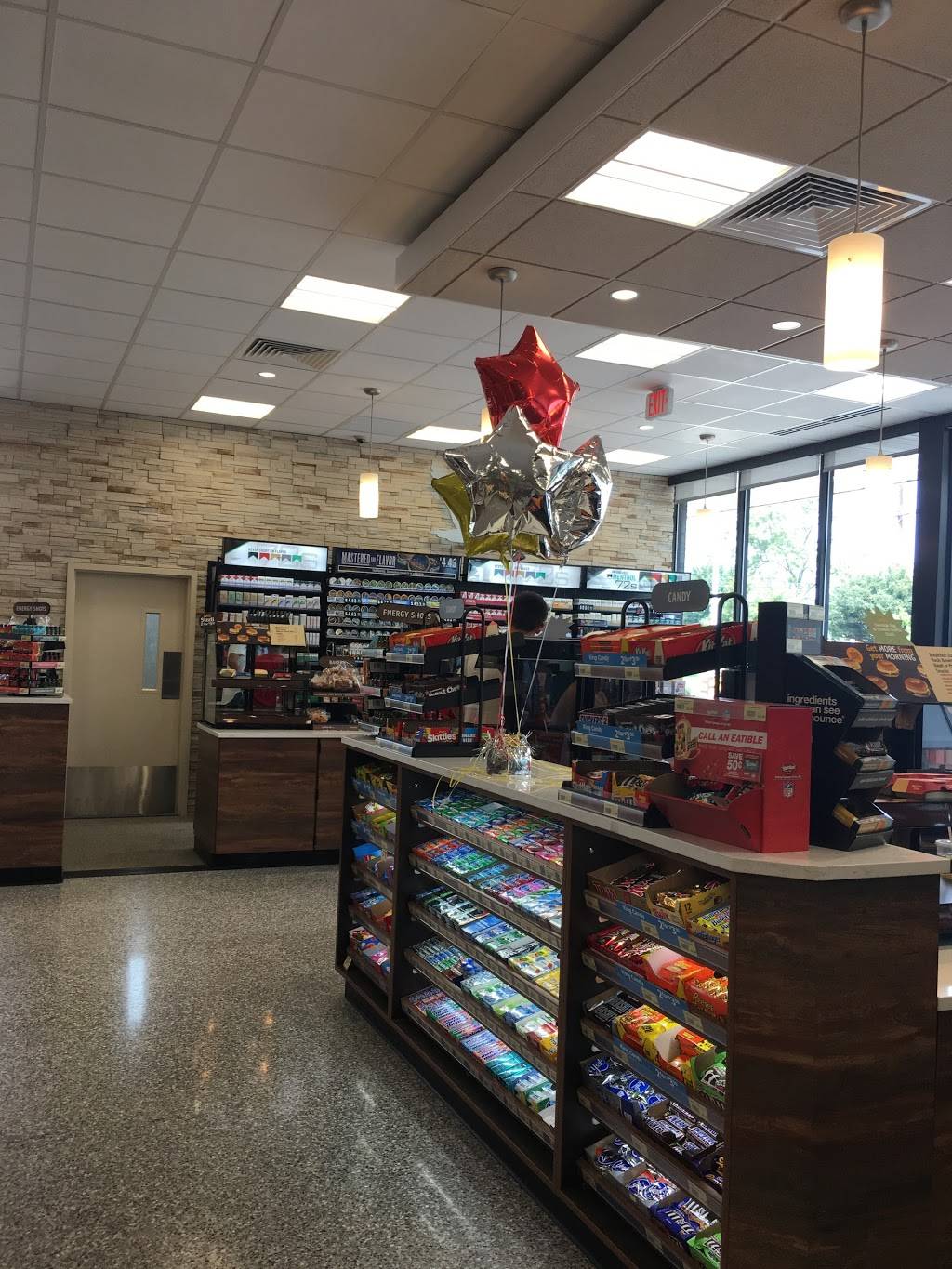 Wawa | cafe | 1300 Silvia St, Ewing Township, NJ 08618, USA | 6095834874 OR +1 609-583-4874