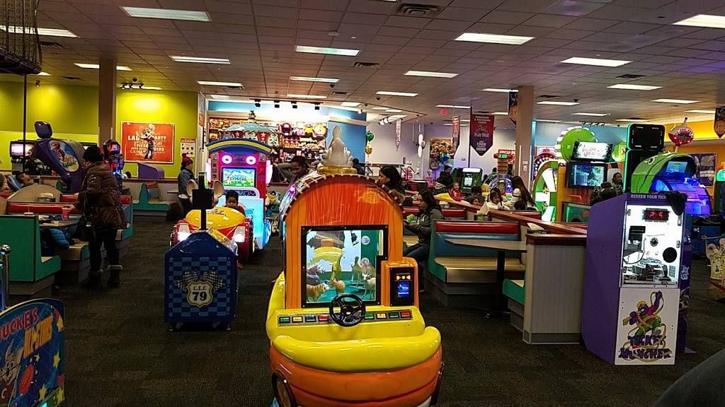 Chuck E. Cheese's | 162 Fulton Ave, Hempstead, NY 11550, USA