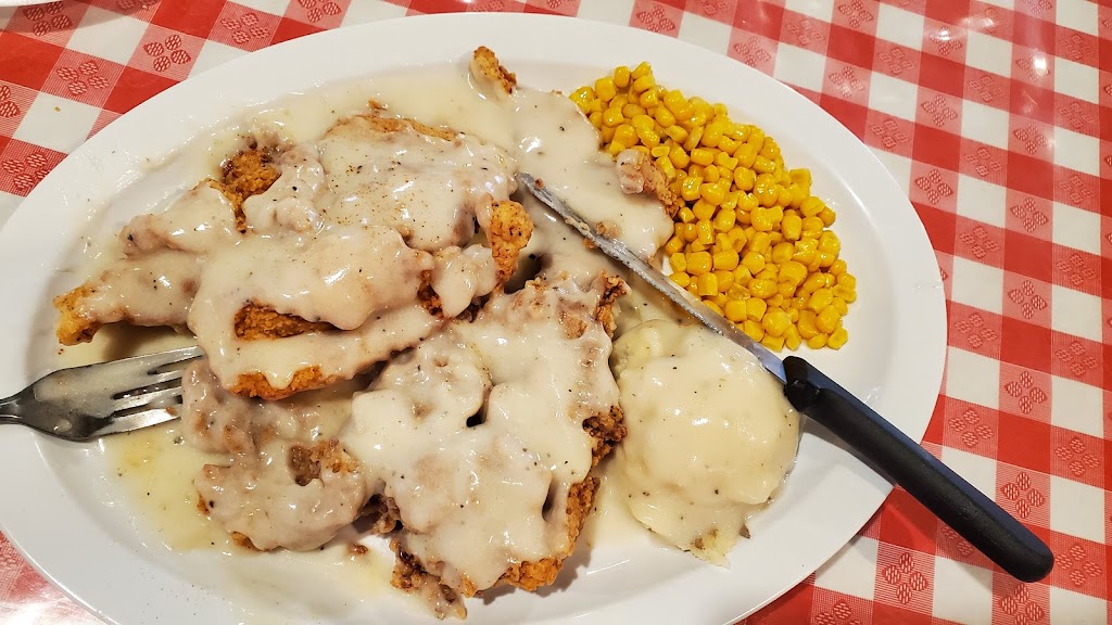 Bradys Restaurant | restaurant | 503 S Bridge St, Brady, TX 76825, USA | 3255979990 OR +1 325-597-9990