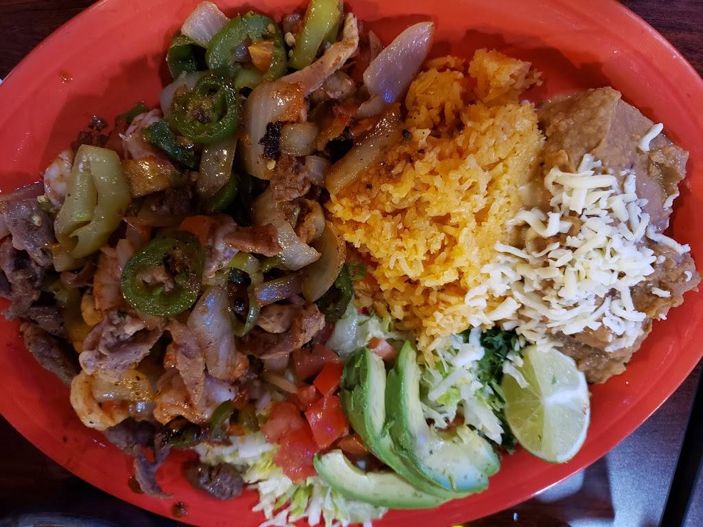 Mi Tierra Bonita | restaurant | 3203 Collinsville Rd, Fairmont City, IL 62201, USA | 6182717311 OR +1 618-271-7311