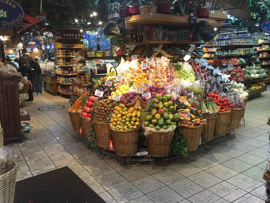 Garden of Eden Marketplace | meal takeaway | 2780 Broadway, New York, NY 10025, USA | 2122227300 OR +1 212-222-7300