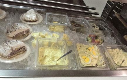 Binkes Restaurant | restaurant | 414 39th Ave, Meridian, MS 39307, USA | 6016934852 OR +1 601-693-4852