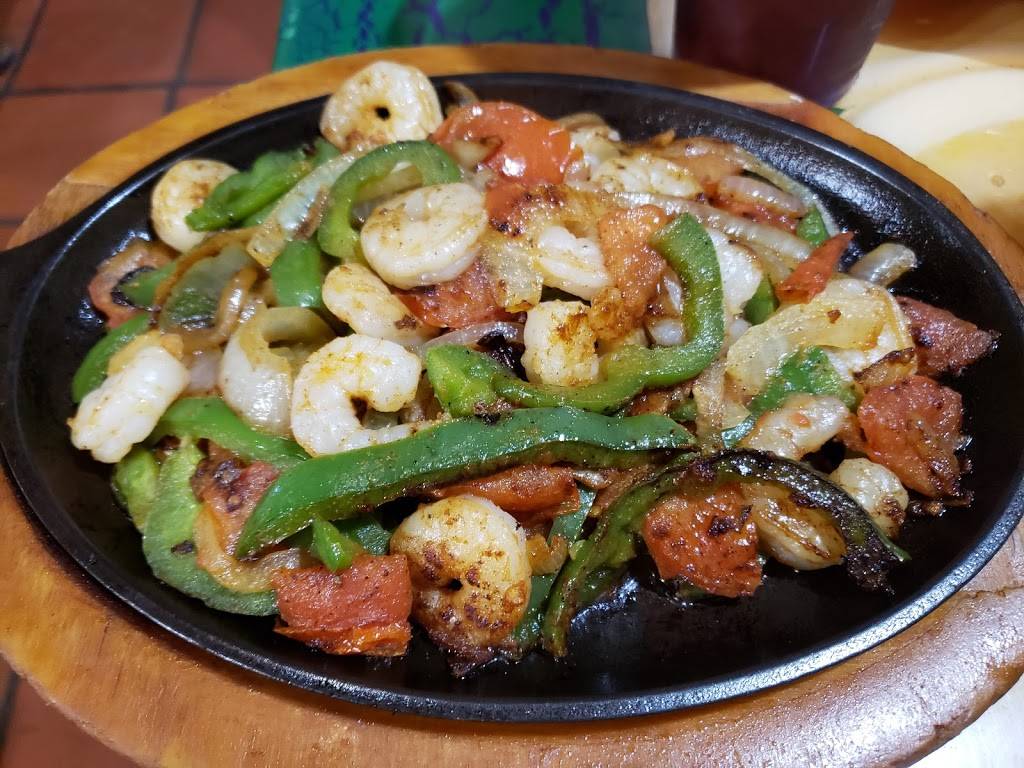 Cebollas Mexican Grill | restaurant | 602 E Dupont Rd, Fort Wayne, IN 46825, USA | 2604978762 OR +1 260-497-8762