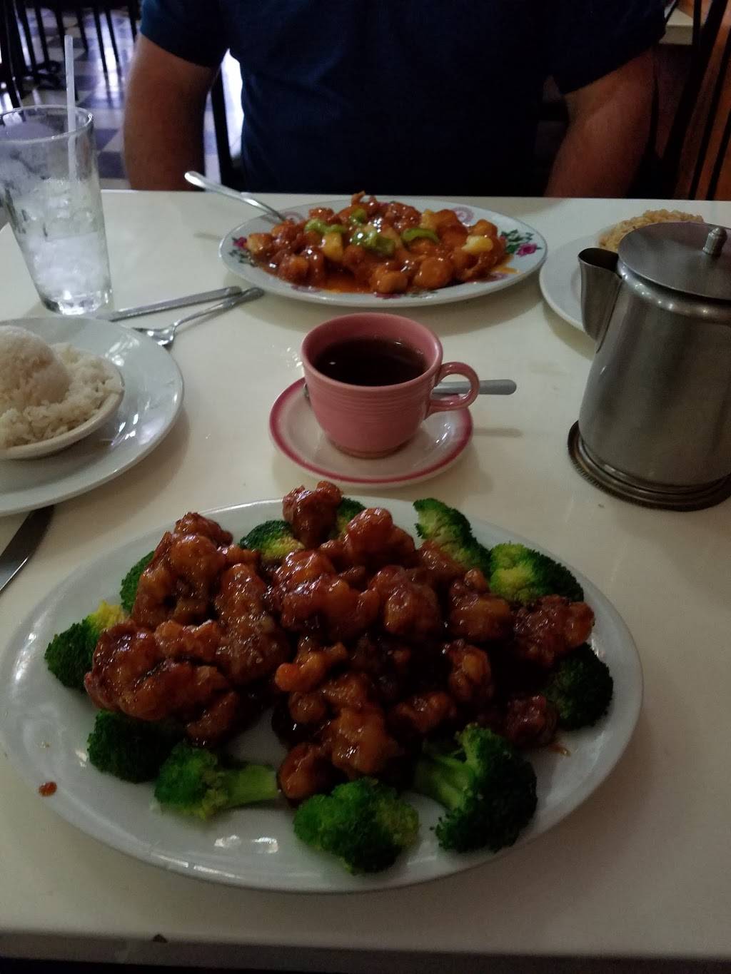 Peking Palace Restaurant | restaurant | 303 S Commercial St #11, Harrisburg, IL 62946, USA | 6182521401 OR +1 618-252-1401