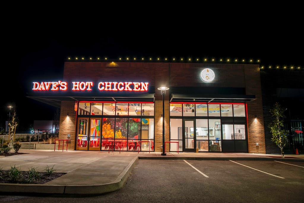 Daves Hot Chicken | restaurant | 2545 SW Cedar Hills Blvd Suite 100, Beaverton, OR 97005, USA | 9713483600 OR +1 971-348-3600