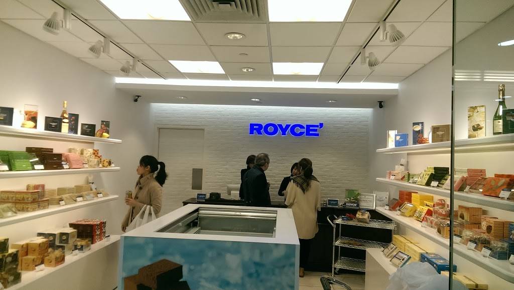 ROYCE Chocolate New Jersey | restaurant | MITSUWA MARKET PLACE, 595 River Rd Suite 852, Edgewater, NJ 07020, USA | 2019455200 OR +1 201-945-5200