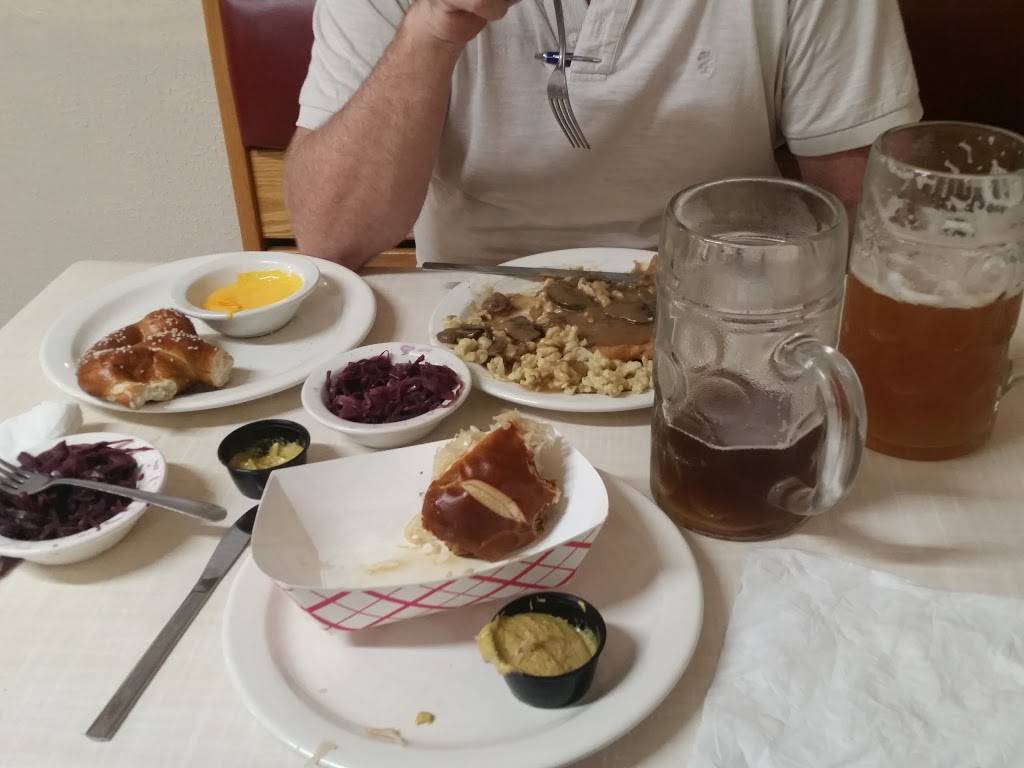 Das Bavarian Haus | restaurant | 3500 Murchison Rd, Fayetteville, NC 28311, USA | 9104914092 OR +1 910-491-4092