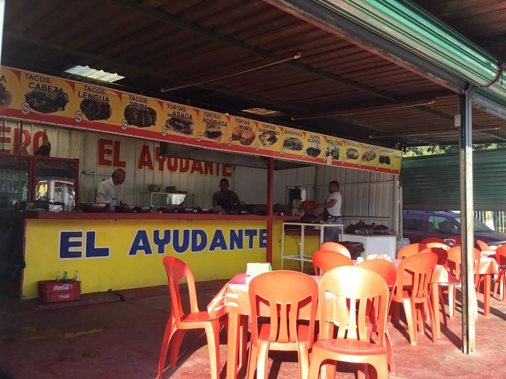 Asadero El Ayudante Restaurant Boulevard Los Lagos