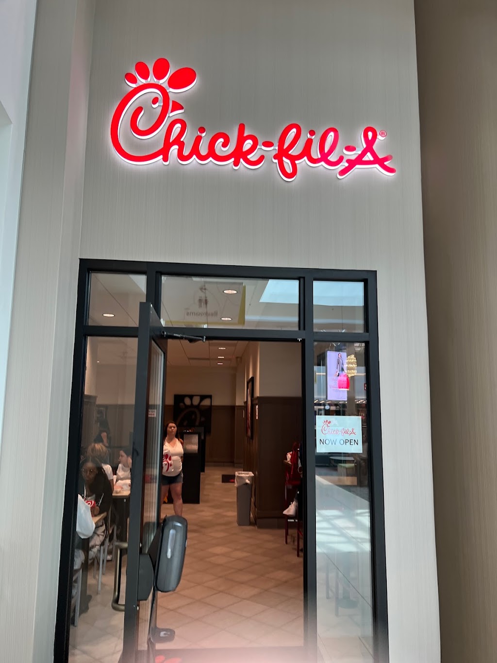 Chick-fil-A | restaurant | 1500 Sand Lake Rd, Orlando, FL 32809, USA | 4079101177 OR +1 407-910-1177