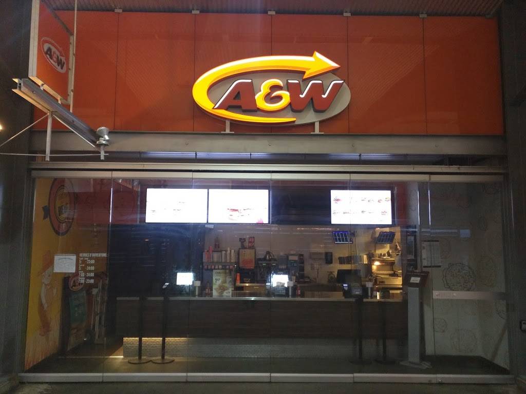 A&W Canada | restaurant | 120 Place Charles-Le Moyne, Longueuil, QC J4K 2T4, Canada | 4506705535 OR +1 450-670-5535