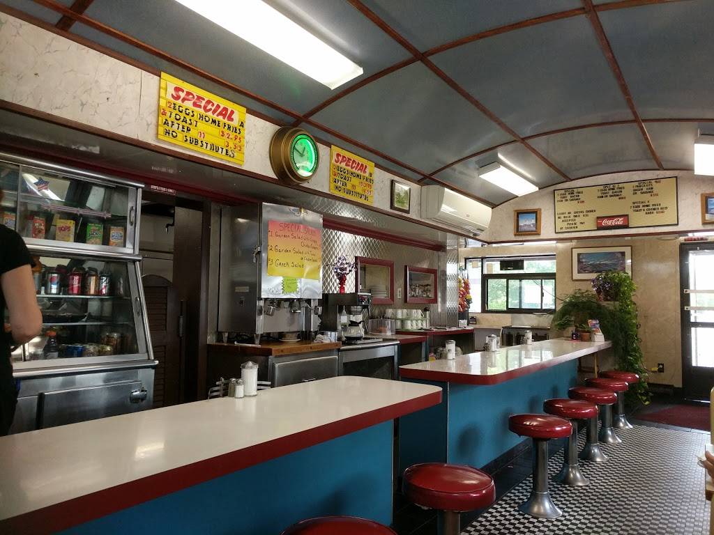Right Spot Restaurant | restaurant | 200 S Bend St, Pawtucket, RI 02860, USA | 4017268910 OR +1 401-726-8910