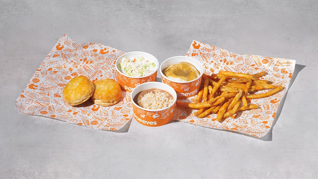 Popeyes Louisiana Kitchen | restaurant | 2003 N Hills St, Meridian, MS 39305, USA | 6012825255 OR +1 601-282-5255